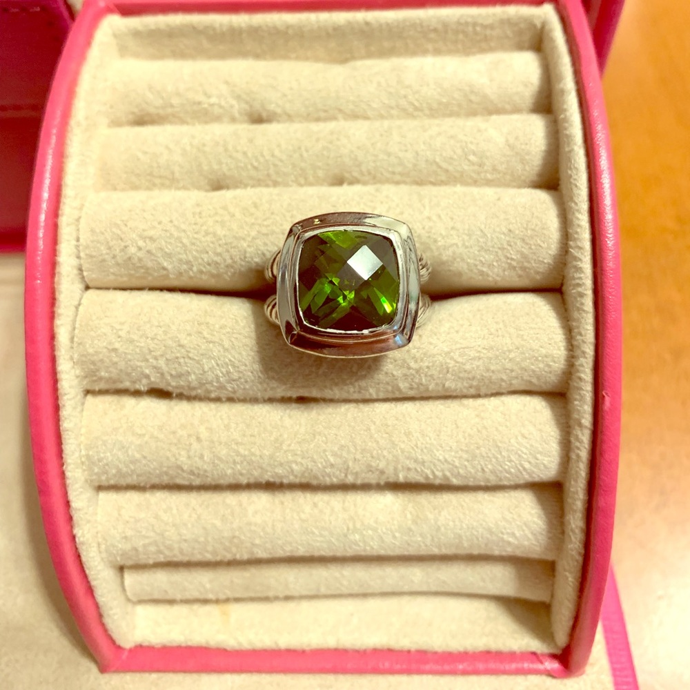 Ladies ring size 7.